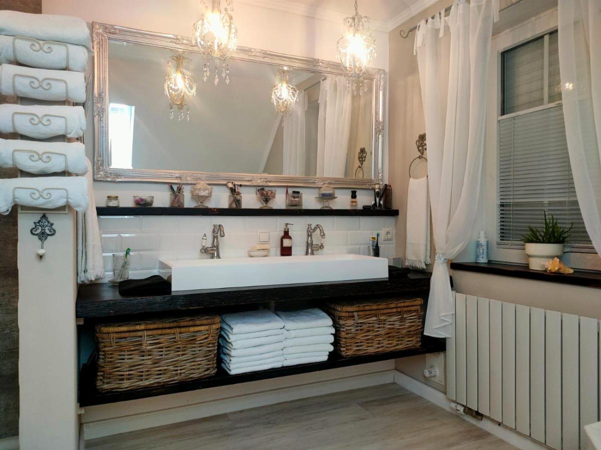 Luana'S White Cottage Surwold Luaran gambar